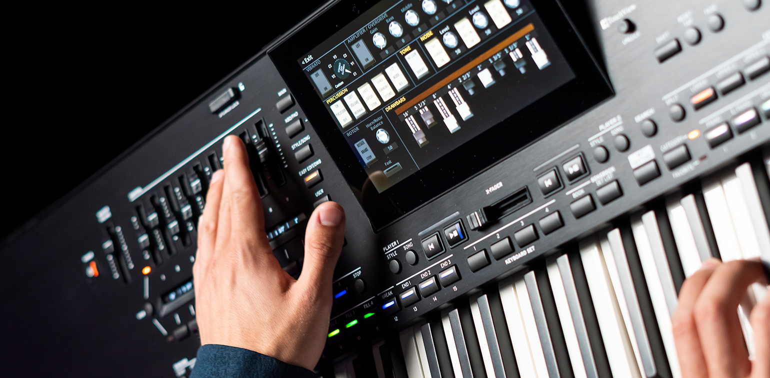 ارنجر KORG PA5X